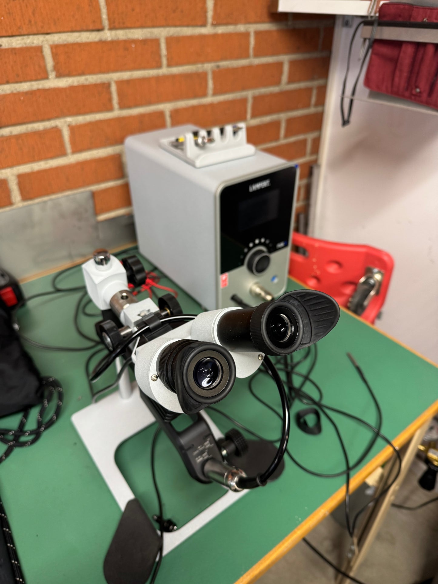 Säljer smyckesverktyg och utrustning pga. flytt