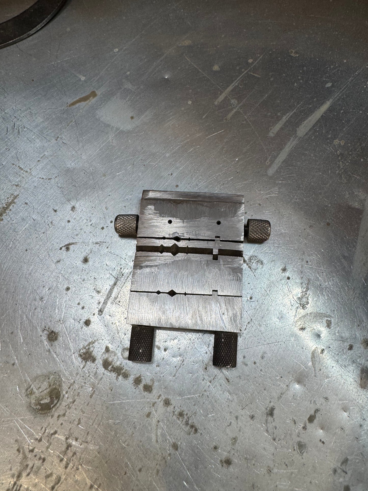 Säljer smyckesverktyg och utrustning pga. flytt