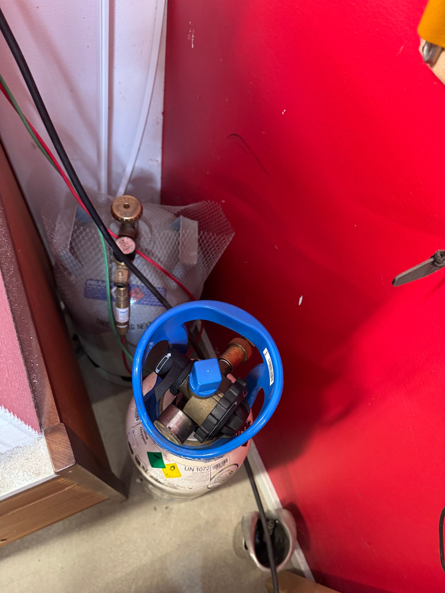 Säljer smyckesverktyg och utrustning pga. flytt