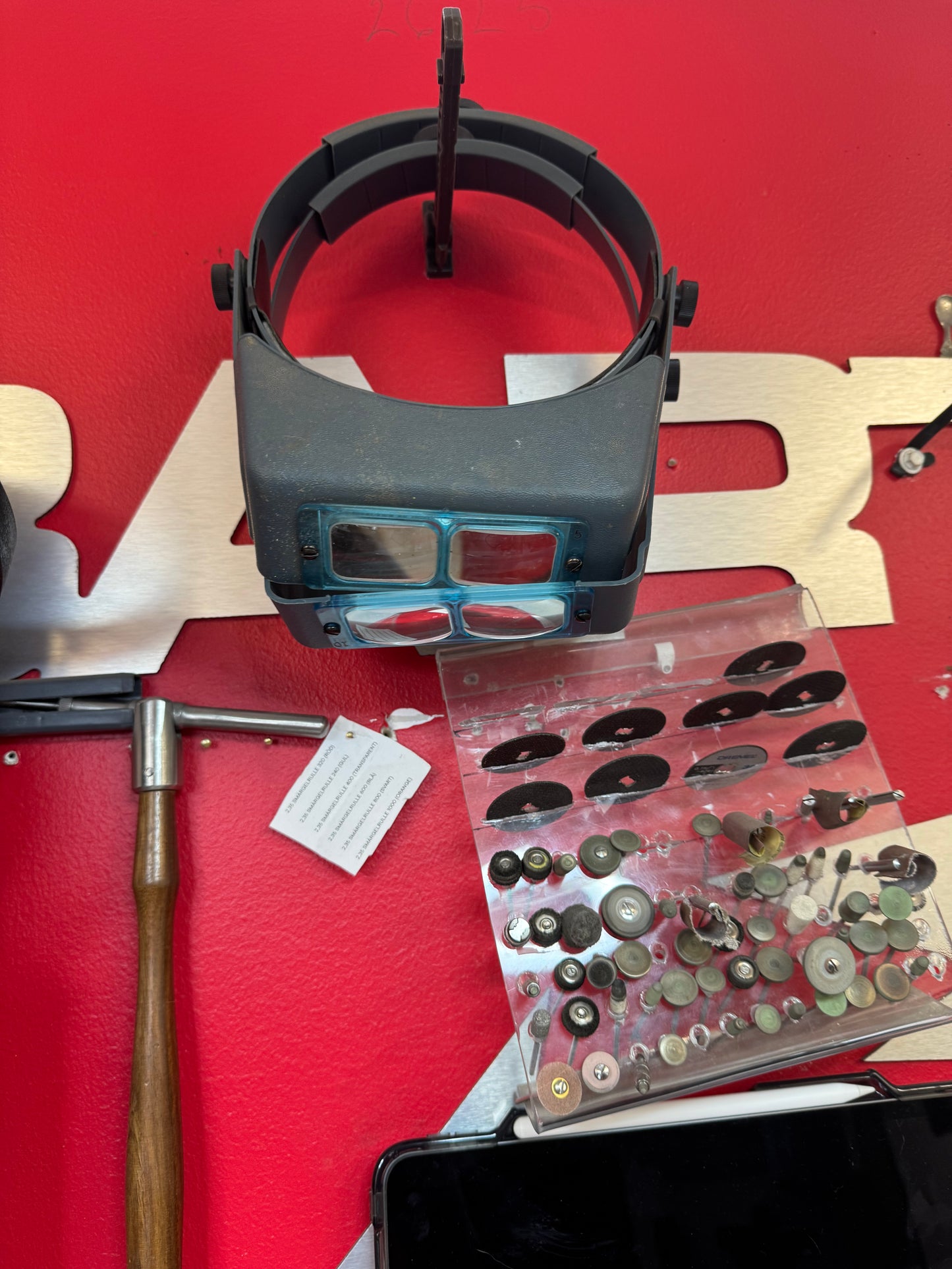 Säljer smyckesverktyg och utrustning pga. flytt