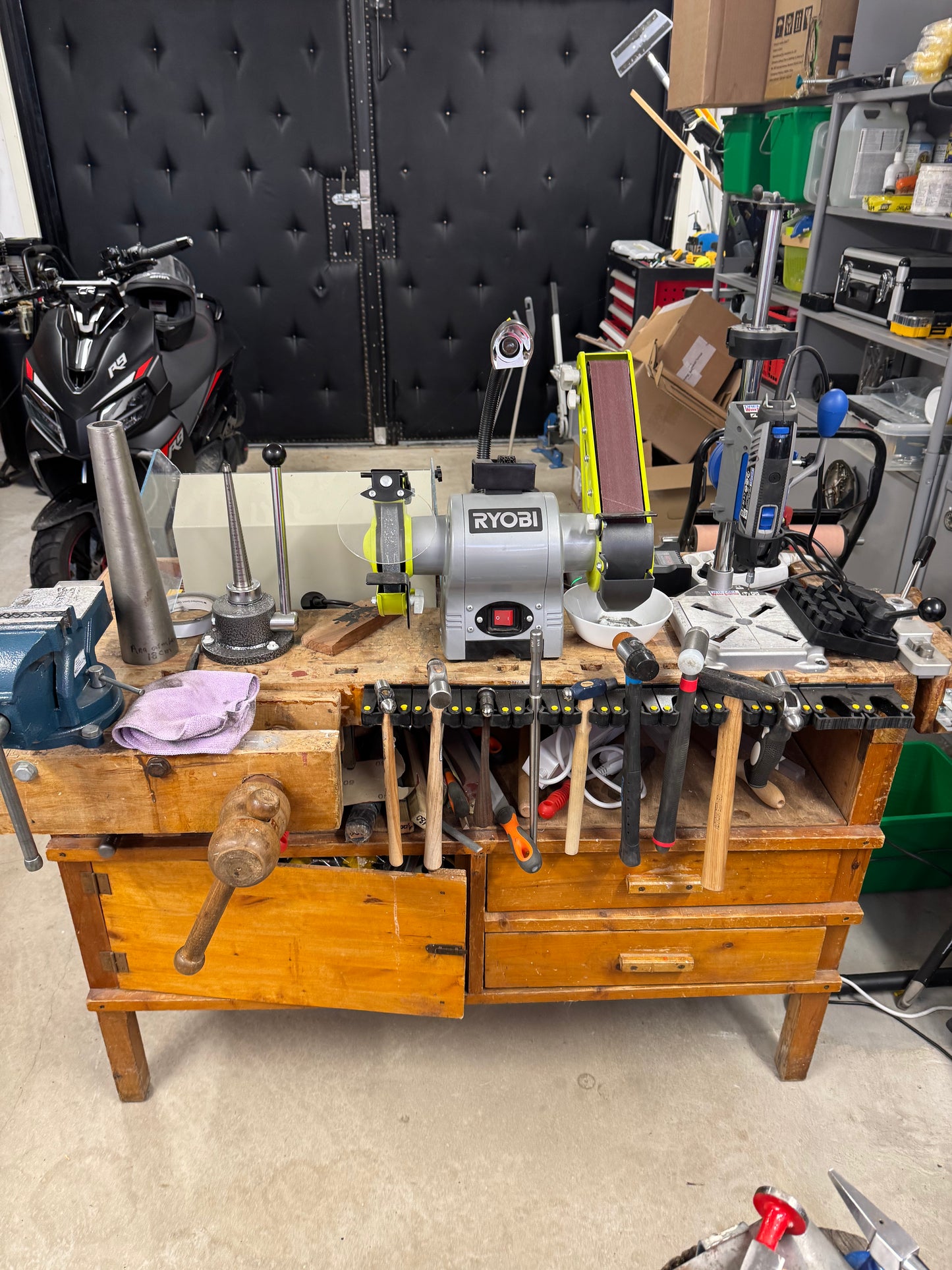 Säljer smyckesverktyg och utrustning pga. flytt