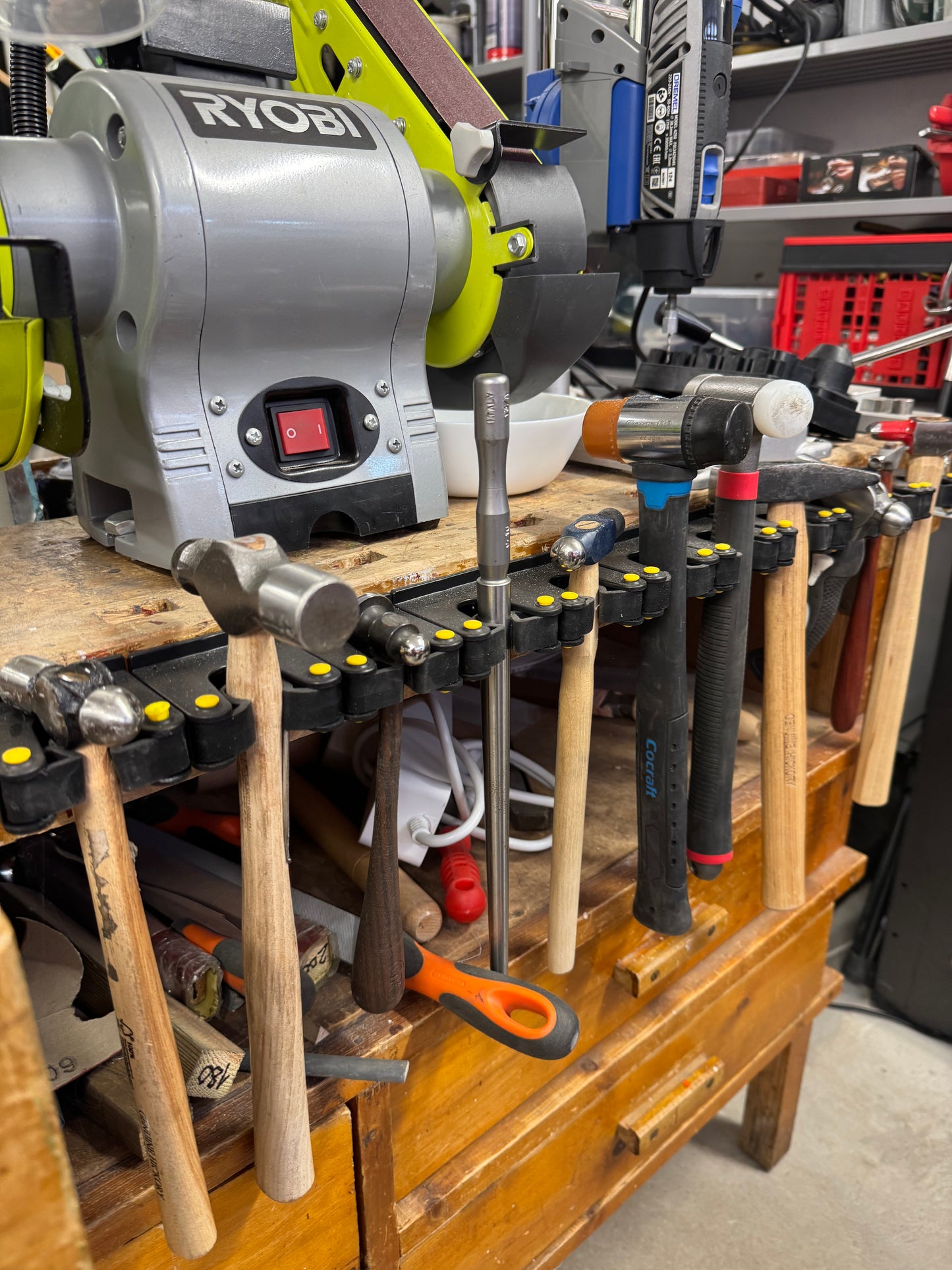 Säljer smyckesverktyg och utrustning pga. flytt